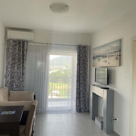 Kristina Apartments تيفات المظهر الخارجي الصورة