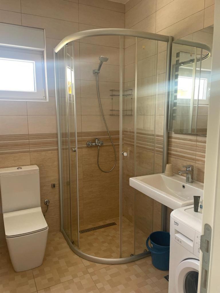 Kristina Apartments تيفات المظهر الخارجي الصورة